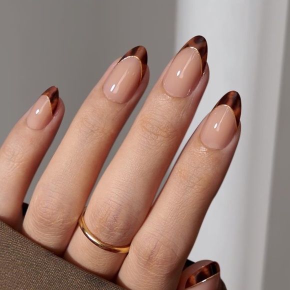 💅 Tortoise Shell Press-On Nails – Almond Shape (Short Length, Soft Gel) – NEW - Picture 1 of 4